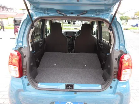 Mazda Carol