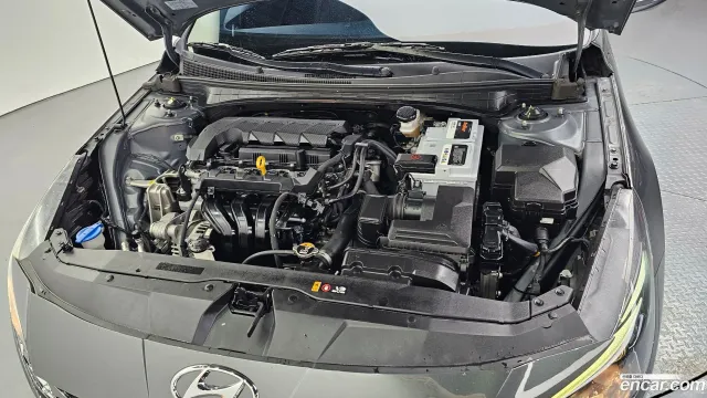 Hyundai Elantra (Avante)