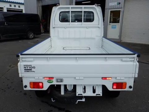 Nissan Clipper Truck