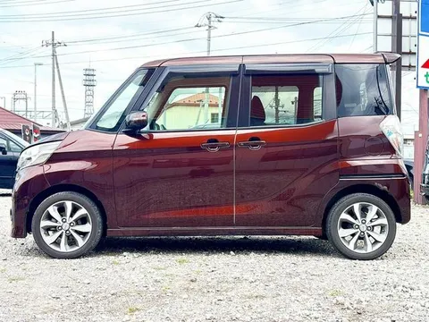 Nissan Dayz Roox
