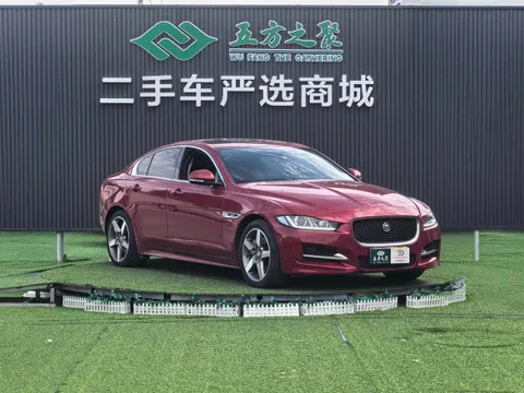 Jaguar XE