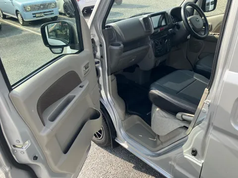 Nissan Clipper
