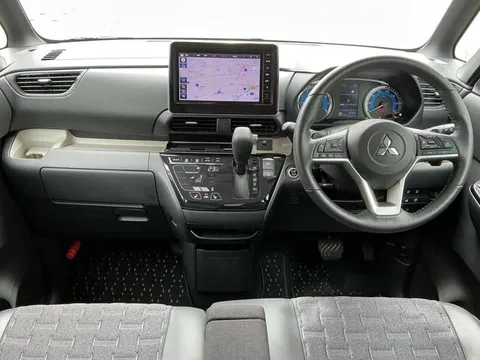 Mitsubishi Delica Mini