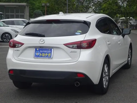 Mazda Axela Sport