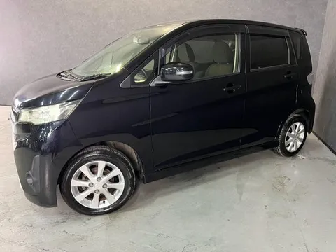 Mitsubishi eK Custom