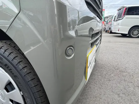 Nissan Clipper Van