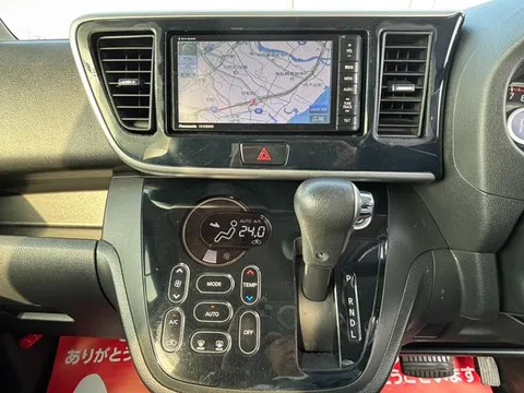 Mitsubishi eK Space Custom