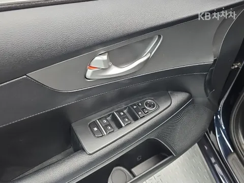 Kia Cerato (K3)