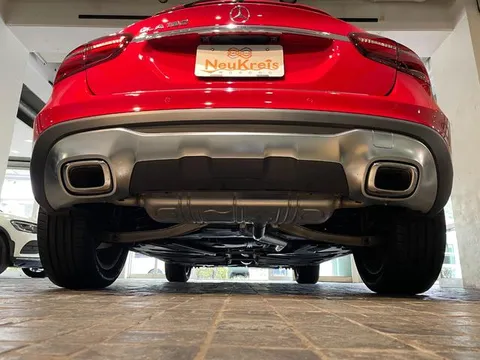 Mercedes-Benz GLA-Class
