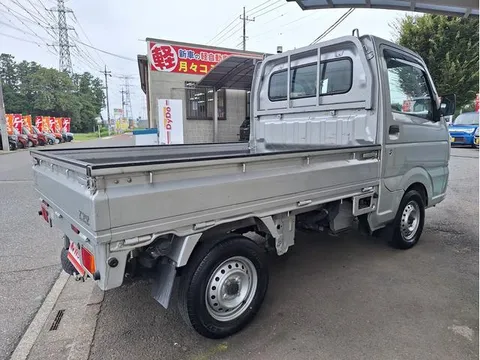 Nissan Clipper Truck