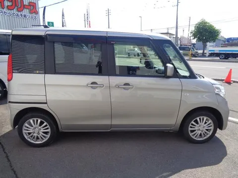 Suzuki Spacia
