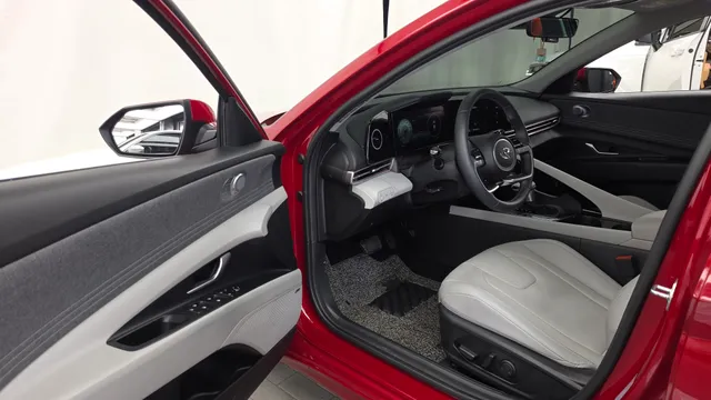 Hyundai Elantra (Avante)