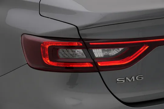 Renault Talisman (SM6)