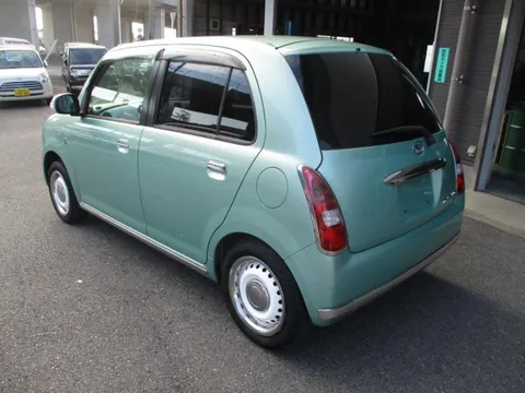 Daihatsu Mira Gino