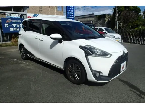 Toyota Sienta