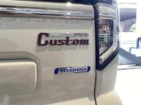 Suzuki Spacia Custom