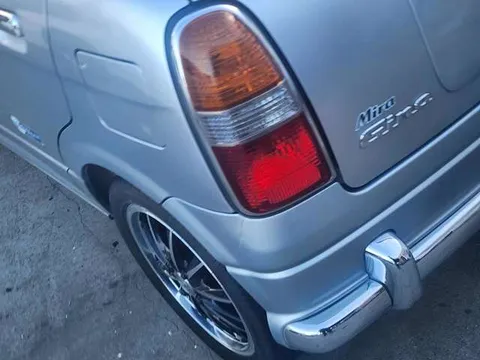 Daihatsu Mira Gino