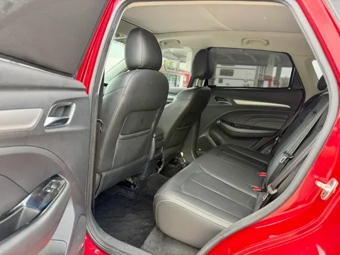 Roewe RX3