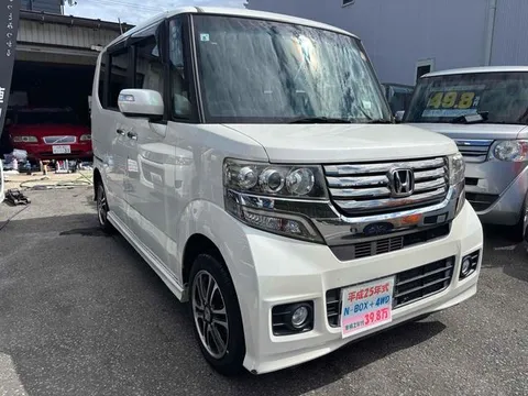 Honda N-BOX Plus Custom