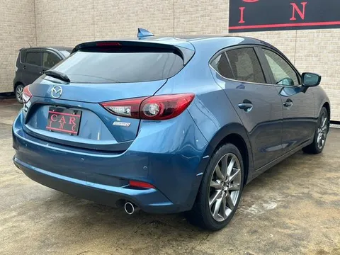 Mazda Axela Sport