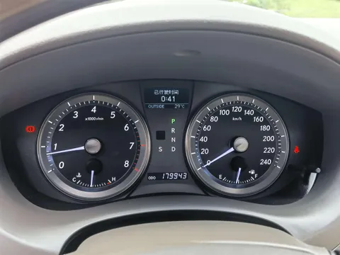 Lexus ES