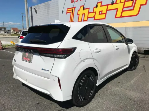 Nissan Note Aura