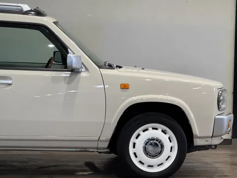 Nissan Rasheen