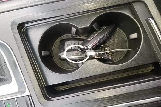 Geely Binray