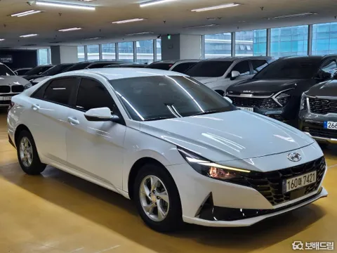 Hyundai Elantra (Avante)