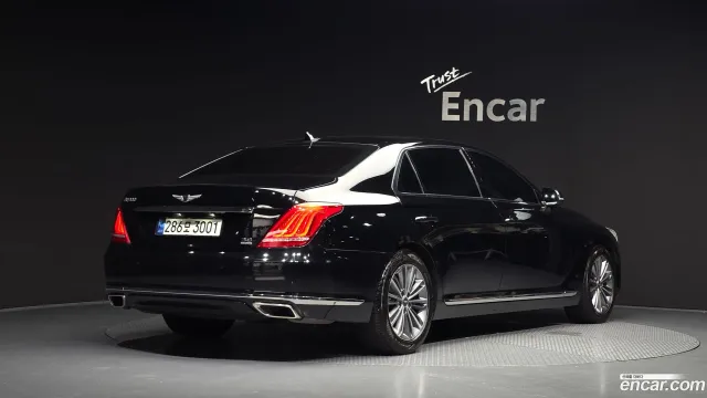 Genesis G90 (EQ900)