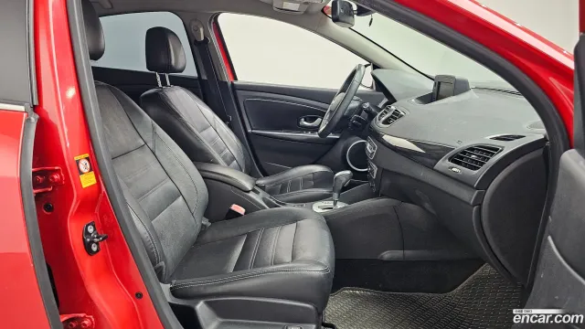 Renault SM3