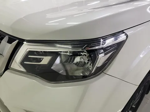 Nissan Terra