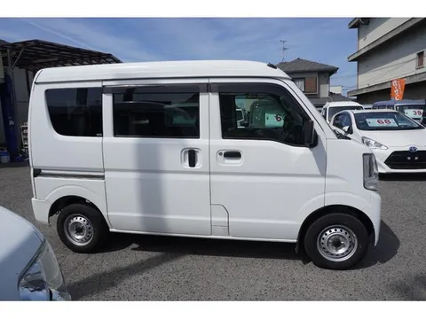 Nissan Clipper