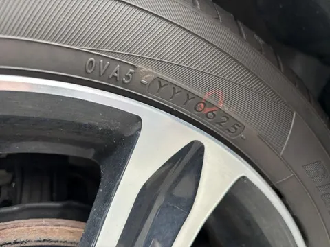Toyota Pixis Joy