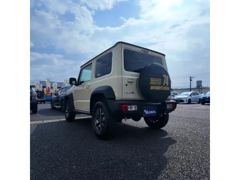Suzuki Jimny Sierra
