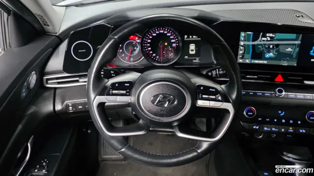 Hyundai Elantra (Avante)