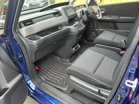 Honda Freed Plus