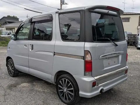 Daihatsu Atrai Wagon