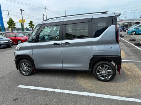 Mitsubishi Delica Mini