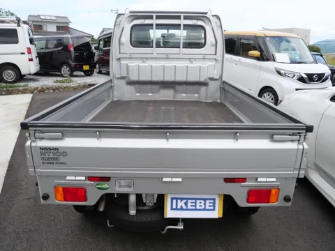 Nissan Clipper Truck