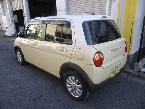Suzuki Alto Lapin