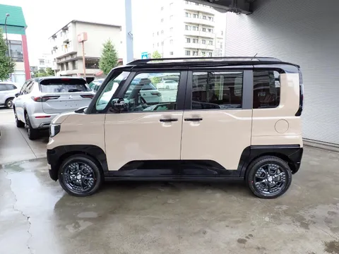 Mitsubishi Delica Mini