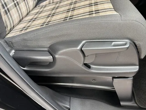 Honda N-BOX Joy