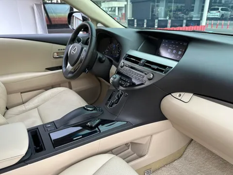 Lexus
