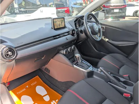 Mazda Mazda2 (Demio)