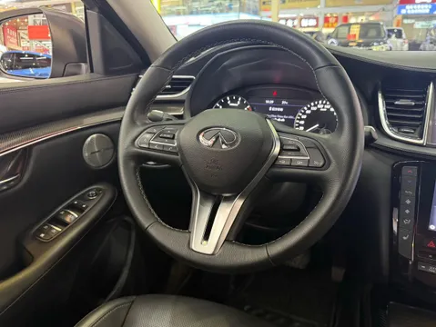 Infiniti QX50