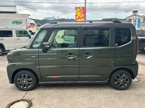 Suzuki Spacia Gear