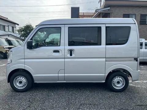 Nissan Clipper