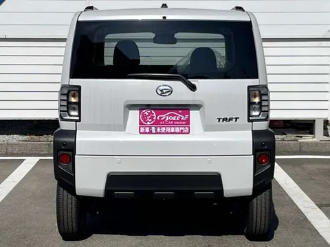 Daihatsu Taft