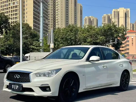 Infiniti Q50L